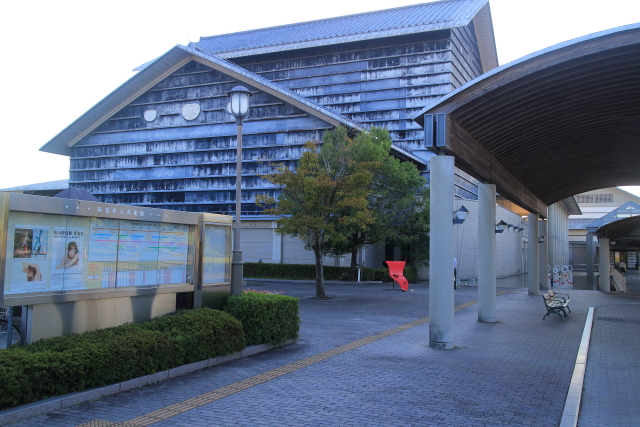 県展・かるぽーと・高知美術館3