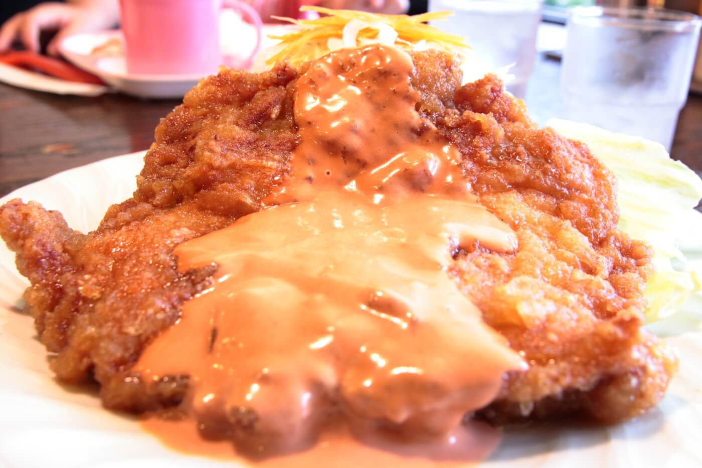 高知市の鶏料理屋さん 鳥心 名物の巨大チキンナンバン