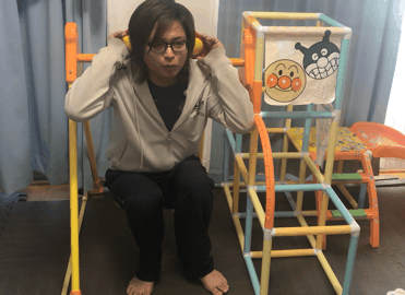 アンパンマン ブランコパークDXのブランコで遊ぶ
