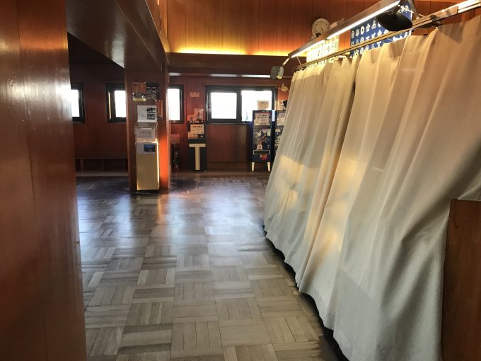 名古屋城最上階の売店