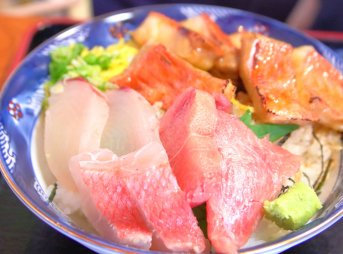 室戸市の料亭花月のキンメ丼