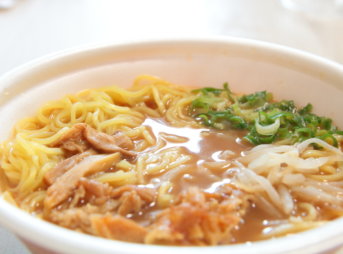 ローソン 王王軒監修支那そば