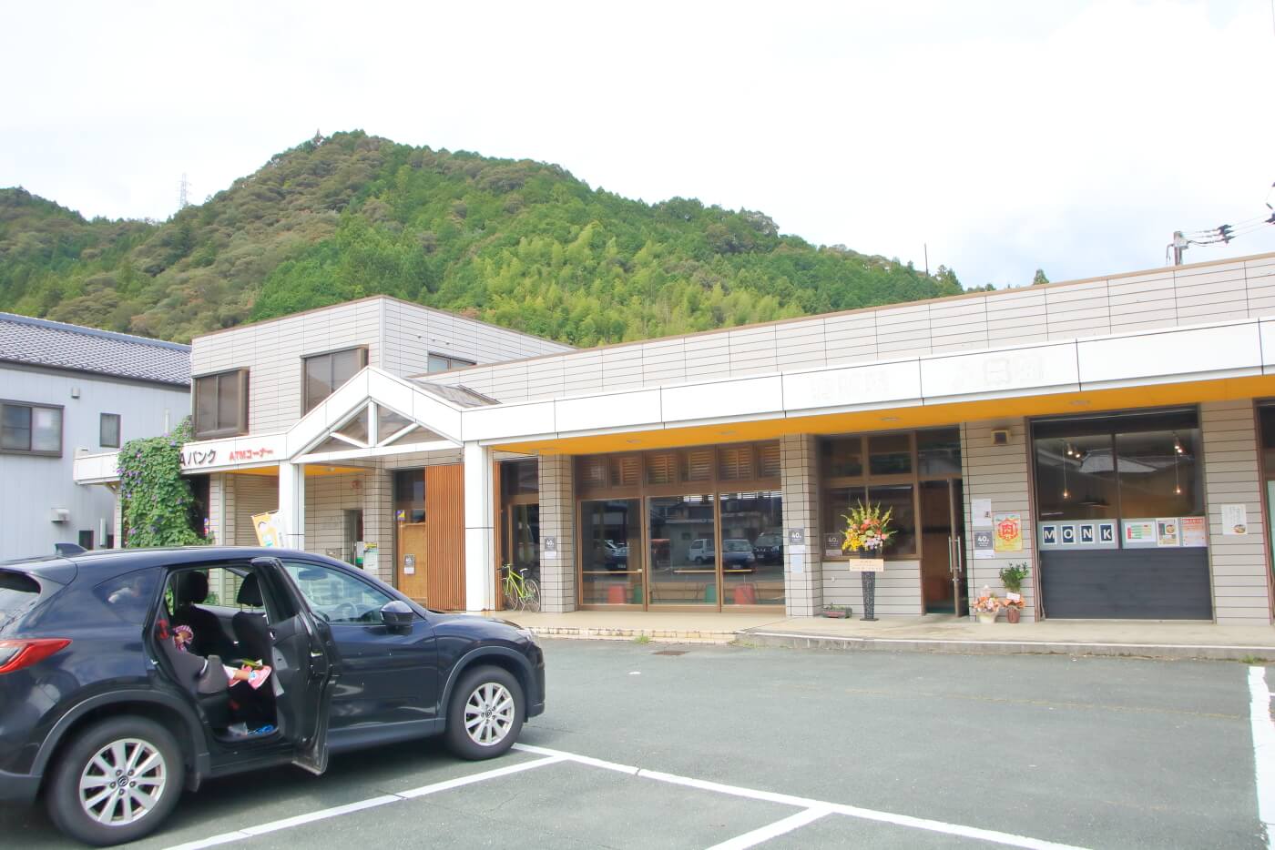 高知県土佐町のラーメン店 Monk 外観