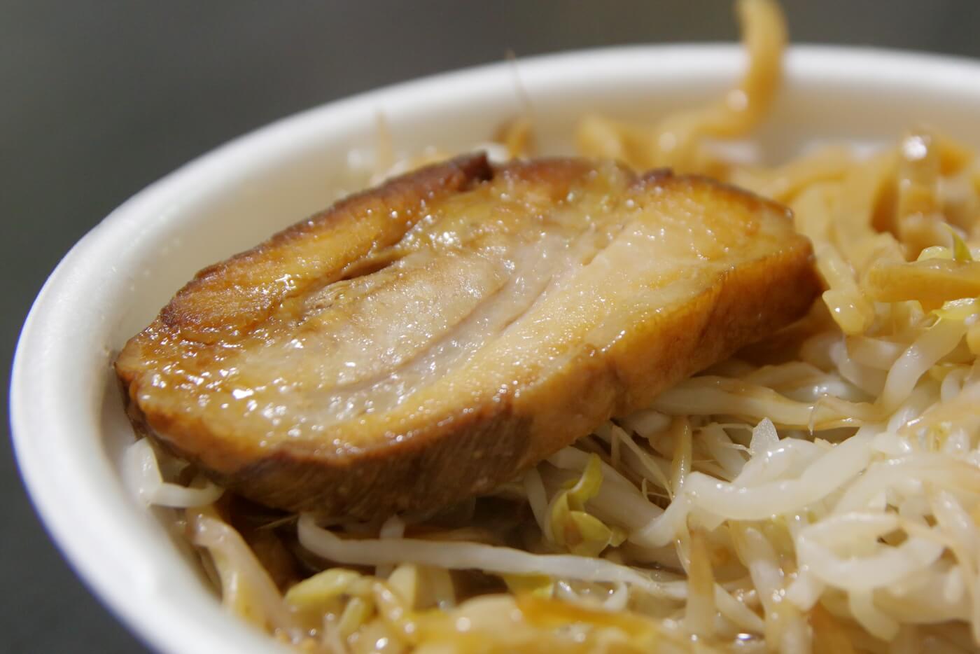 セブンイレブン 中華蕎麦とみ田監修 ワシワシ食べる豚ラーメン 2020年リニューアル版
