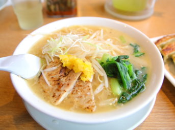 丸源ラーメン 白湯ラーメン