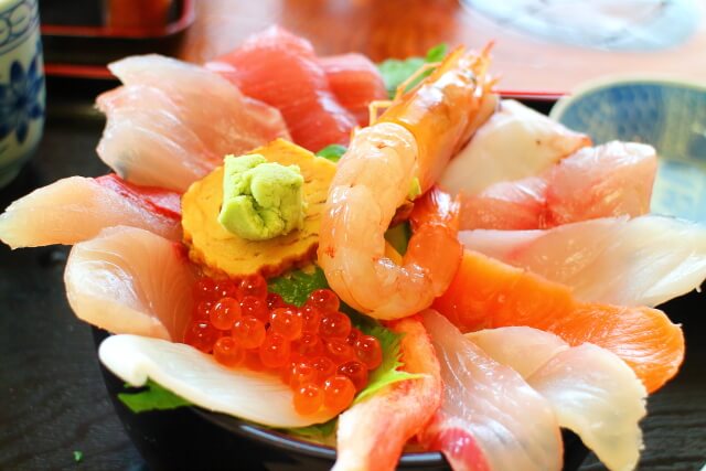 活魚レストラン藤 いっぱい海鮮丼